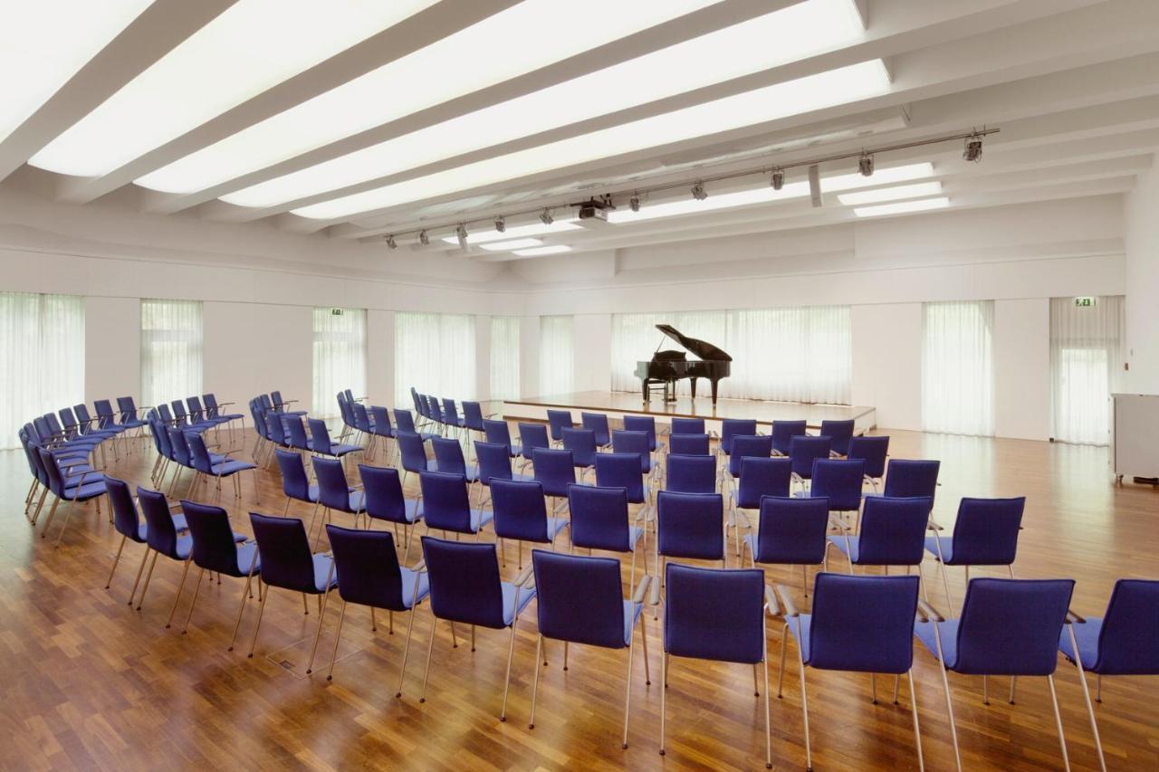 Katholische Akademie Schwerte Hotel Luaran gambar