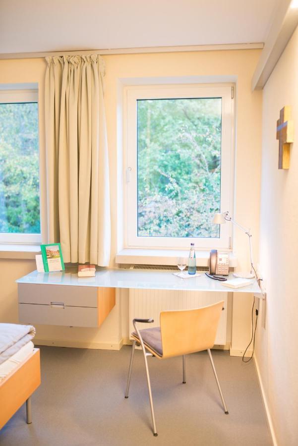 Katholische Akademie Schwerte Hotel Luaran gambar