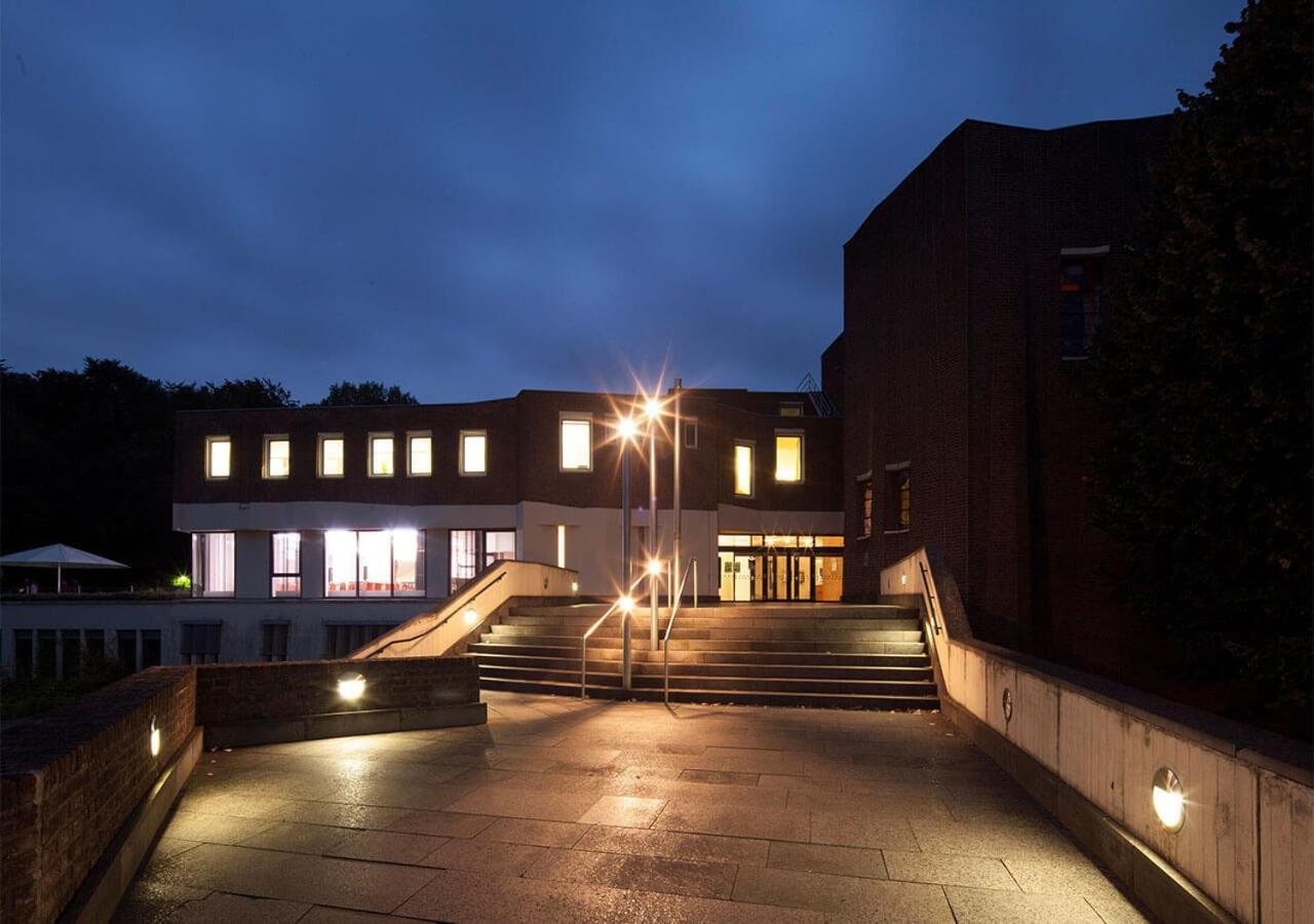 Katholische Akademie Schwerte Hotel Luaran gambar