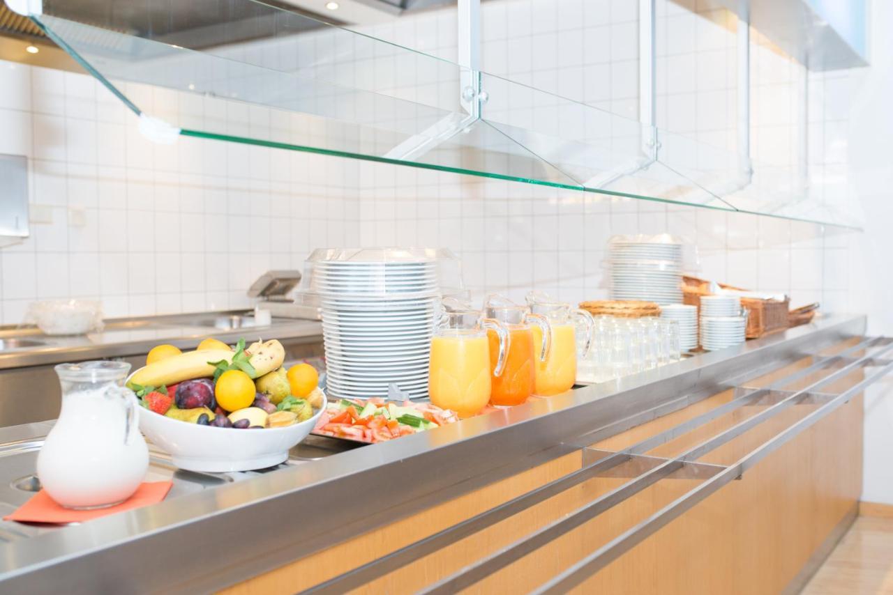 Katholische Akademie Schwerte Hotel Luaran gambar