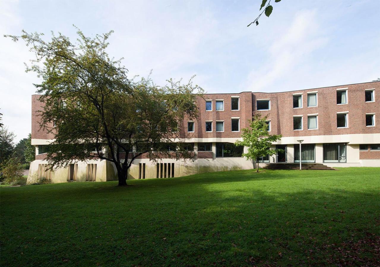 Katholische Akademie Schwerte Hotel Luaran gambar