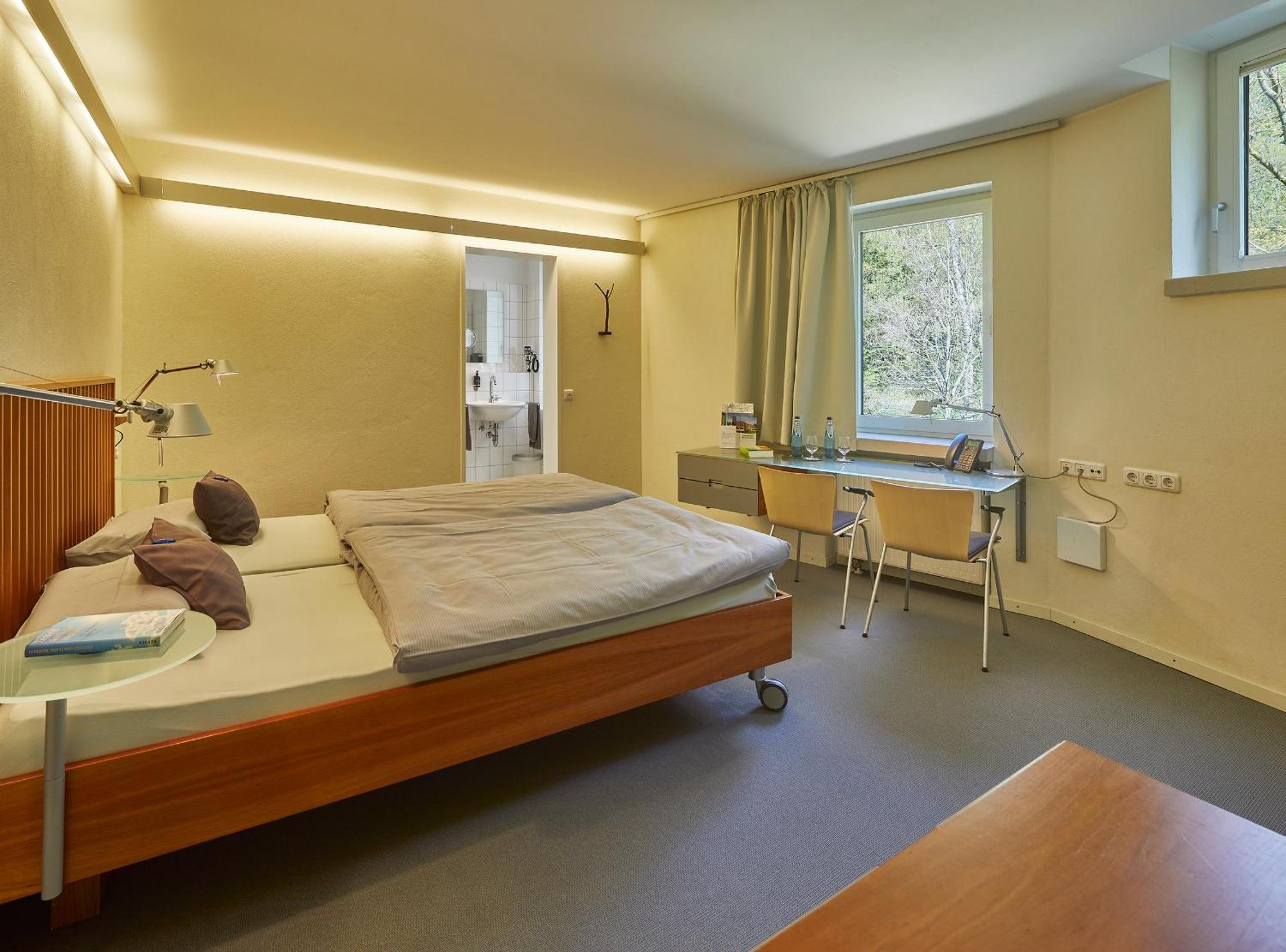 Katholische Akademie Schwerte Hotel Luaran gambar