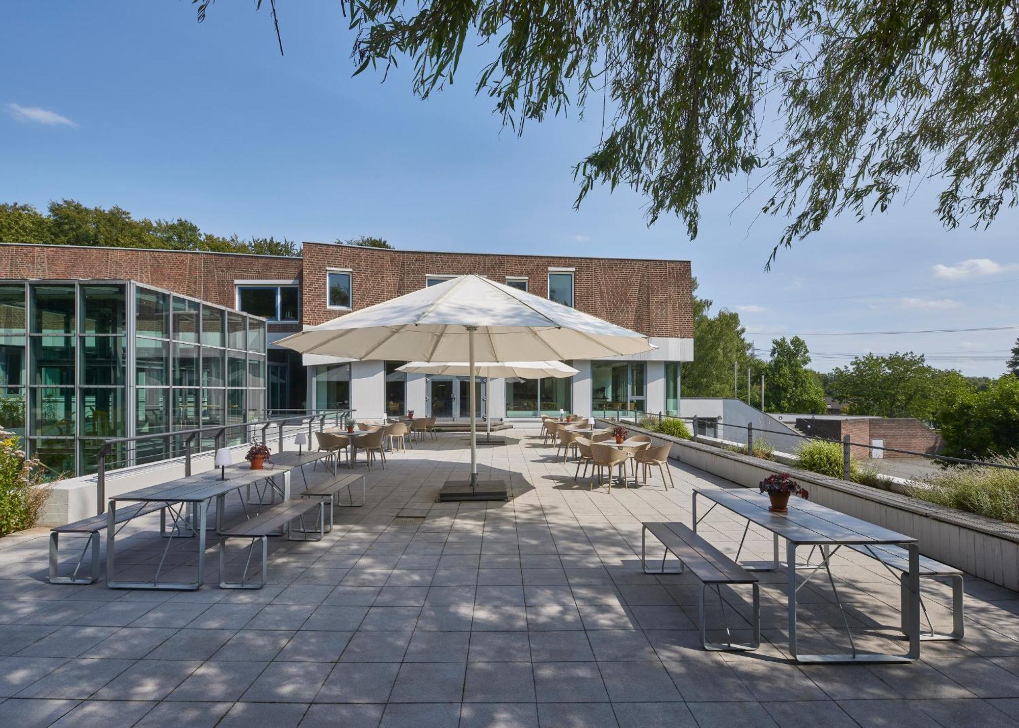 Katholische Akademie Schwerte Hotel Luaran gambar