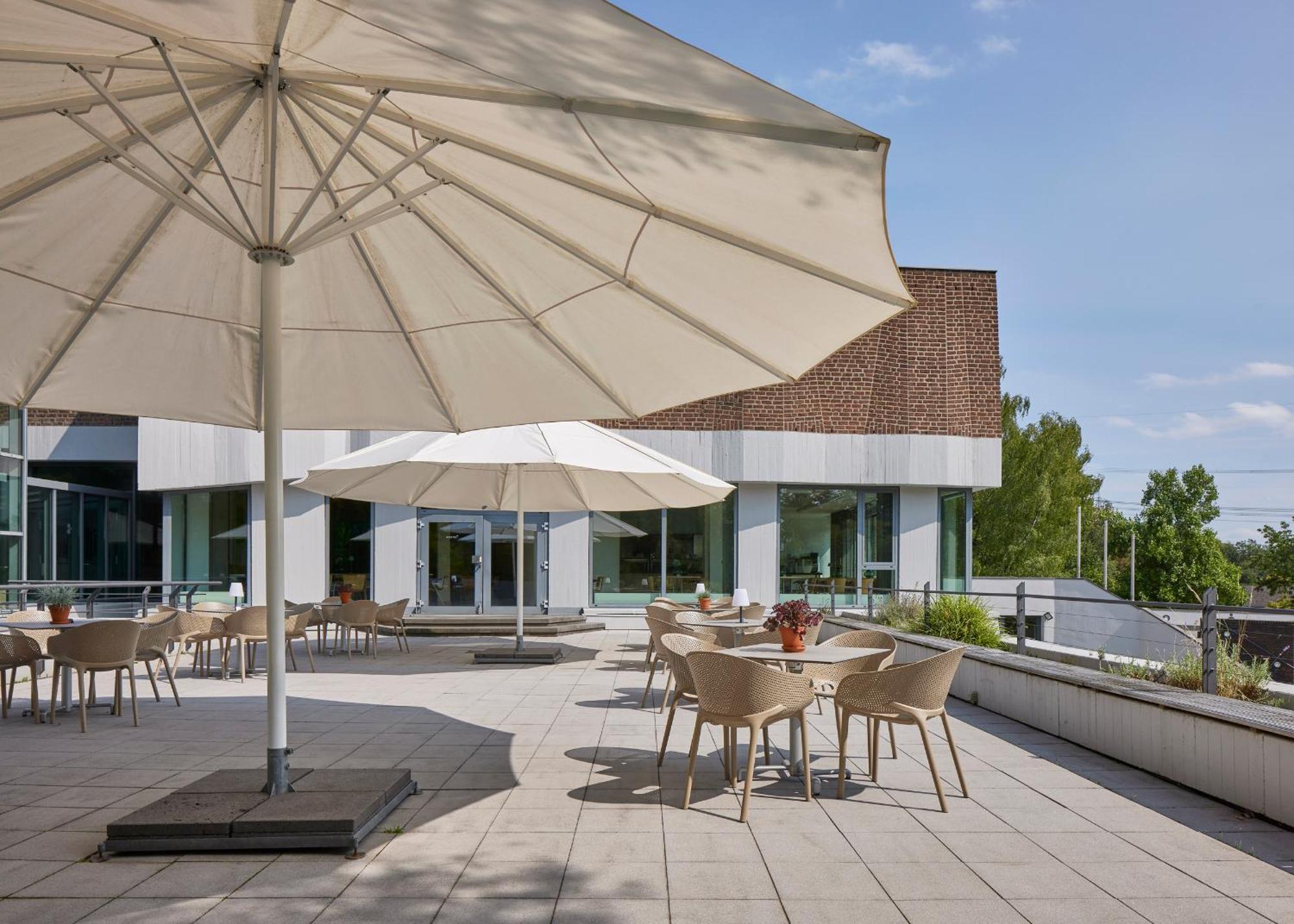 Katholische Akademie Schwerte Hotel Luaran gambar